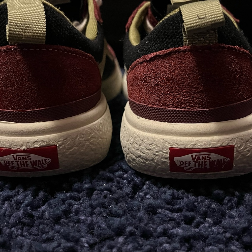 Vans UltraRange EXO SE is women’s sz6.5, men’s 5 - Picture 11 of 14